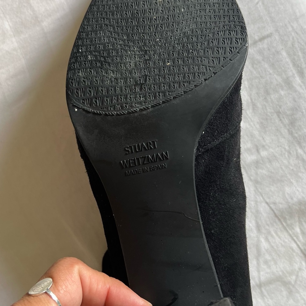 Absolutely Gorgeous, Extremely Comfortable Long B… - image 7